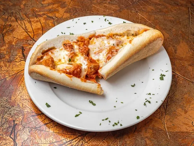 Hoagys & Calzones